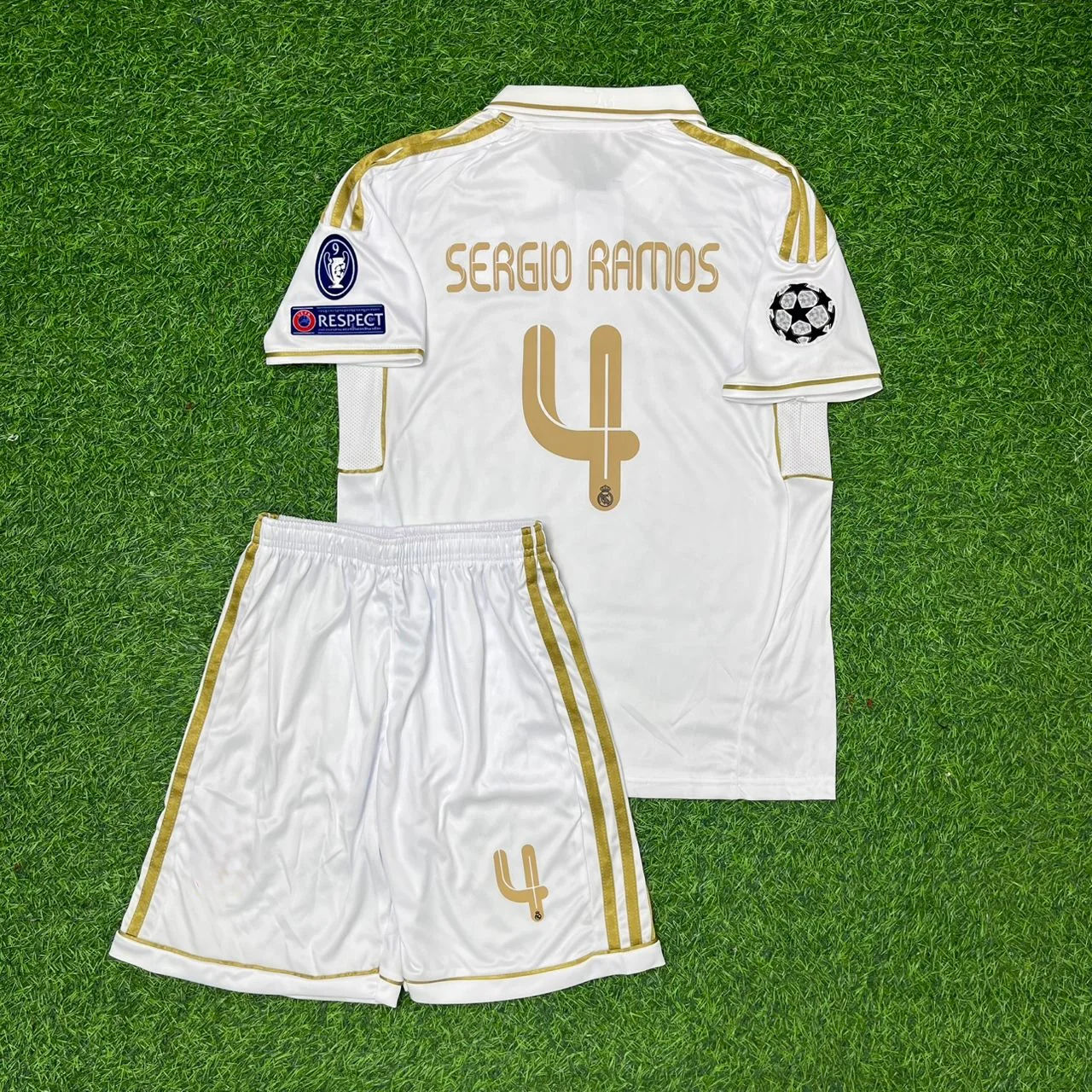 Sergio Ramos #4 Real Madrid 2011-2012 Kids Jersey Soccer Shirt Trikot