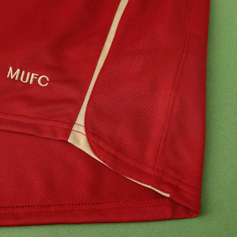 Manchester United F.C. Saison 06/07 Heim-Retro-Trikot in Rot Fußballtrikot