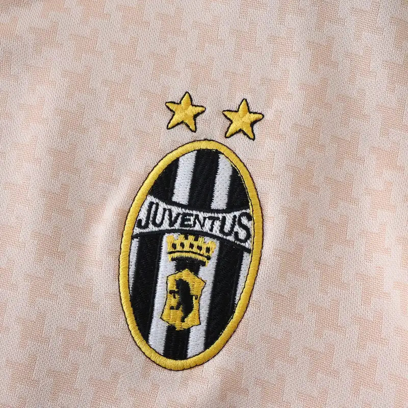 Juventus FC 03/04 Season Away Light Peach Retro Jersey Trikot Soccer Shirt