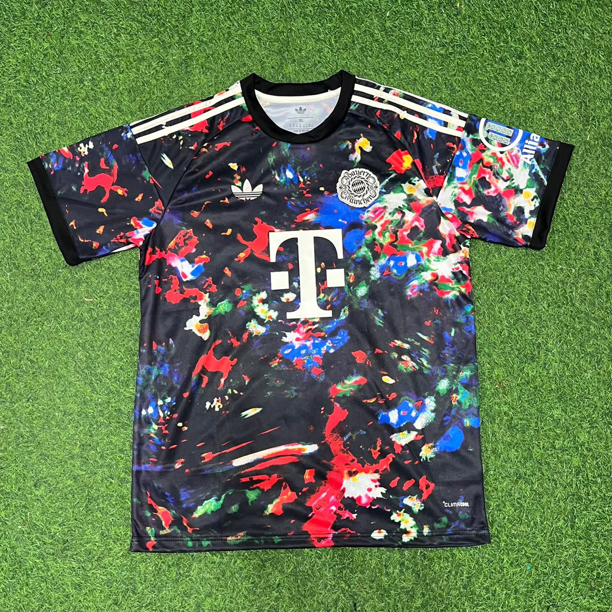 Bayern Munich Oktoberfest Special Edition Football Jersey – Lothar Matthaus 10
