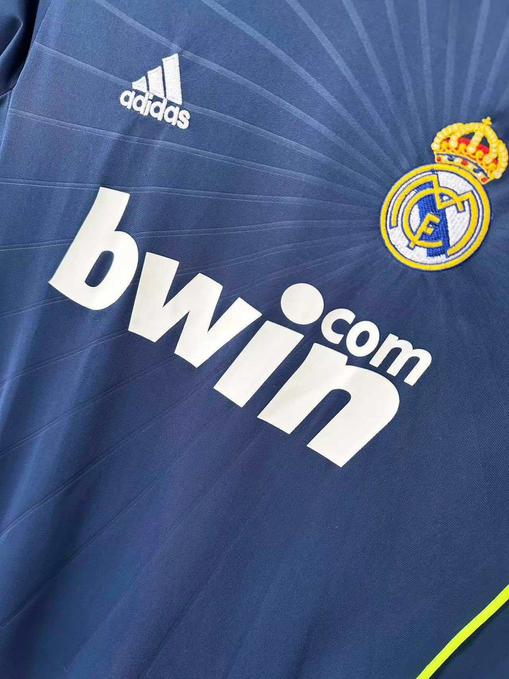 Real Madrid C.F. 2010-2011 Season  Retro Football Jersey Trikot Maillot