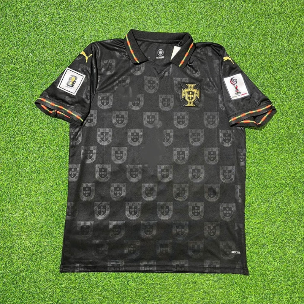 Maillot de football noir Bruno Fernandes #8 Portugal Coupe du Monde 2026