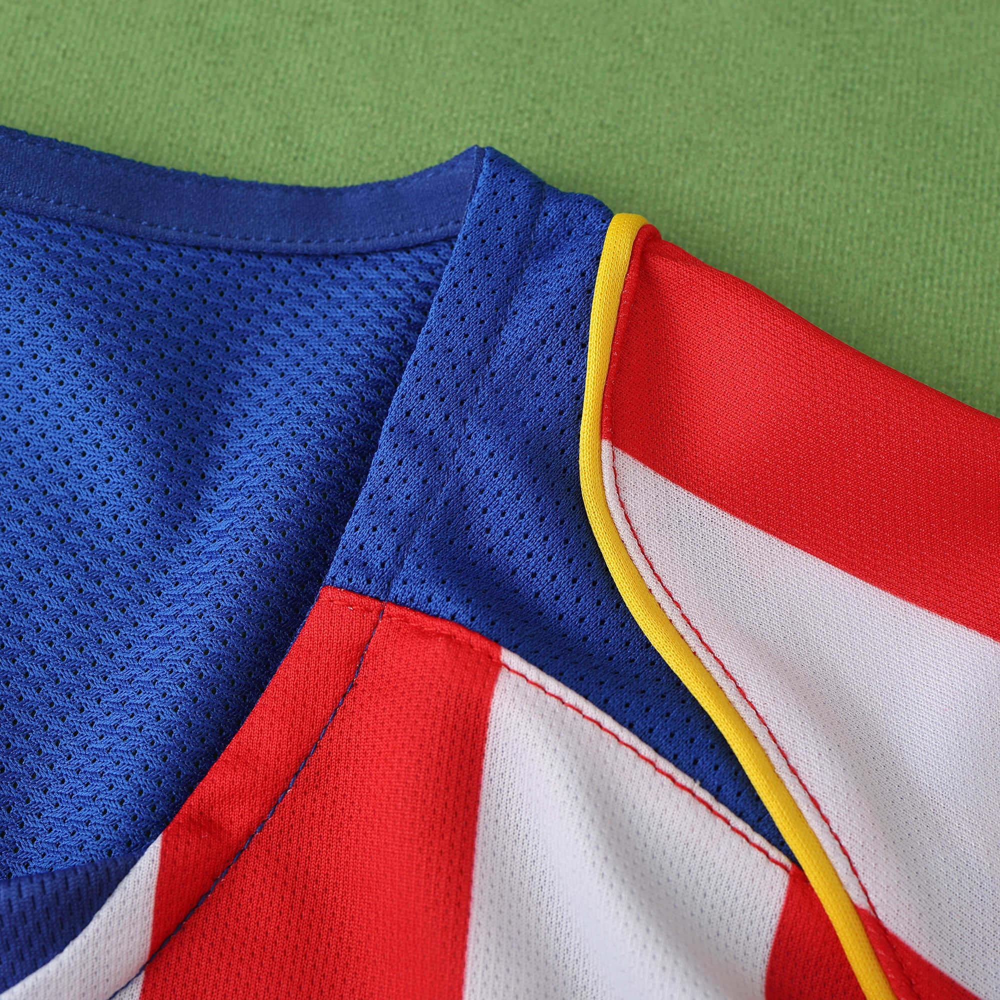 Atlético de Madrid 2004-2005 Season Home Retro Football Jersey Trikot Maillot