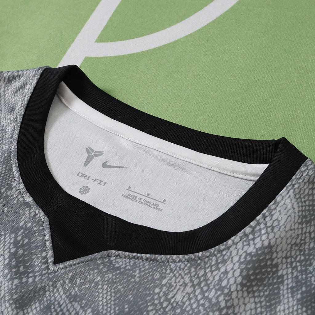FC Barcelona 2026-2027 Season Goalkeeper Gray Football Jersey Trikot Maillot