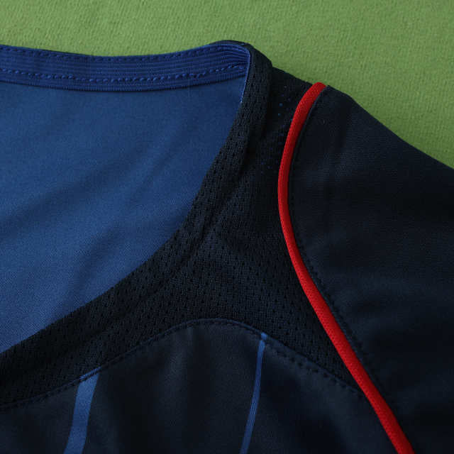 Barcelona 2003/04 Away Retro Jersey