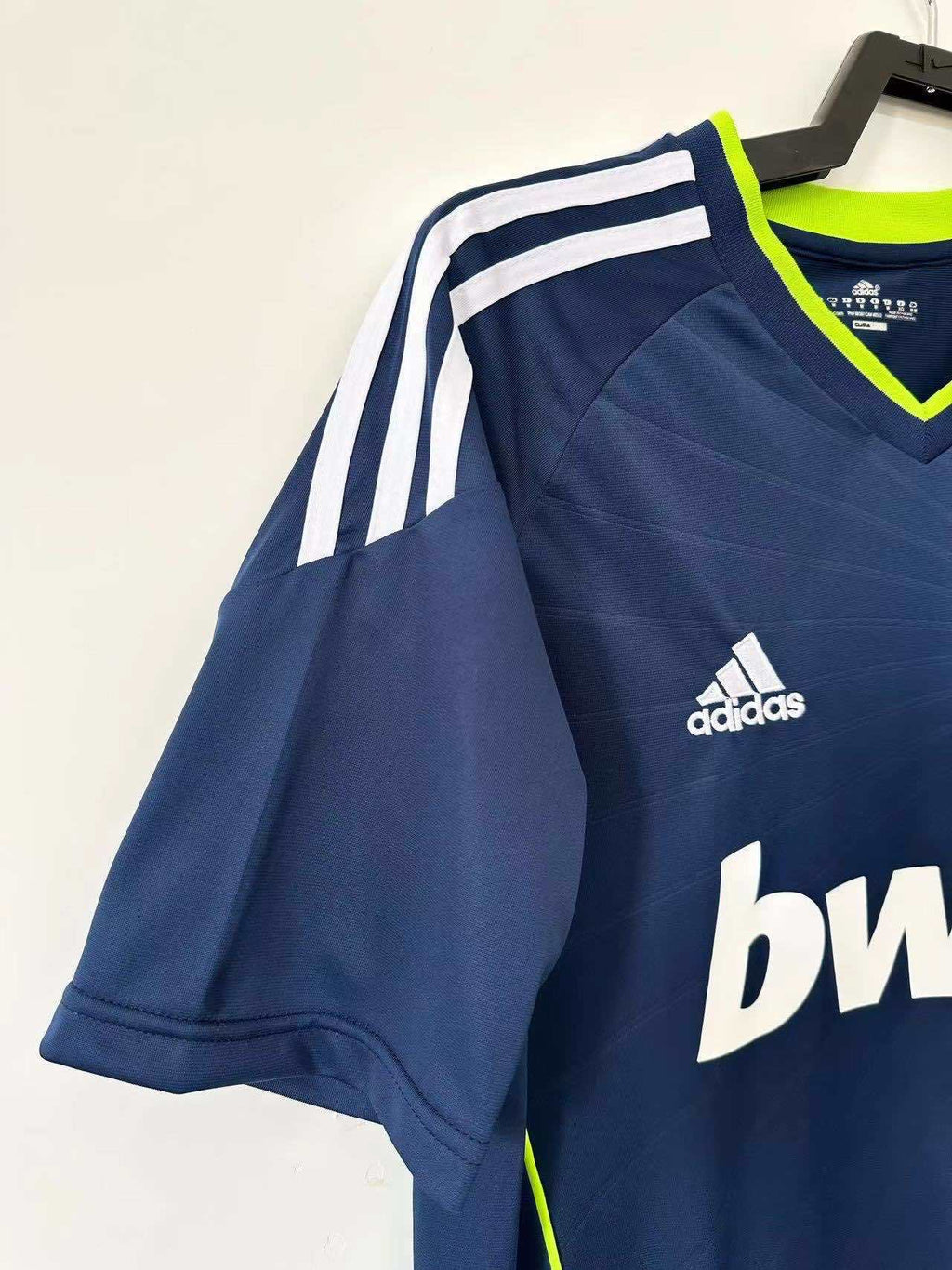 Real Madrid C.F. 2010-2011 Season  Retro Football Jersey Trikot Maillot
