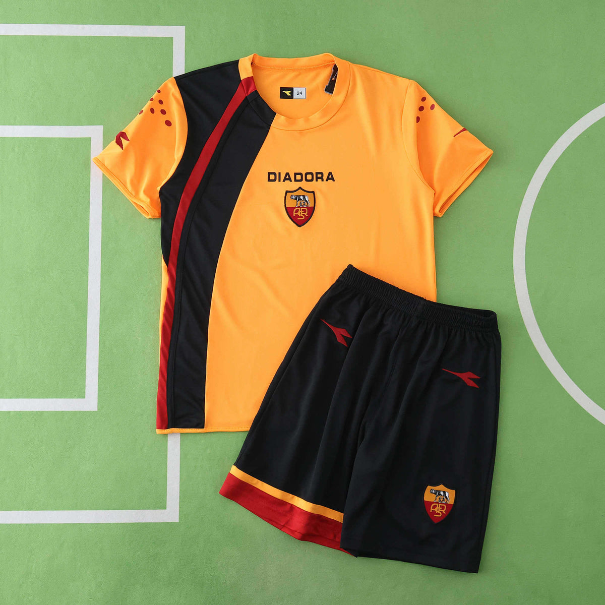 A.S Roma 2005-2006 Season  Retro Kids Home Football Jersey Trikot Maillot