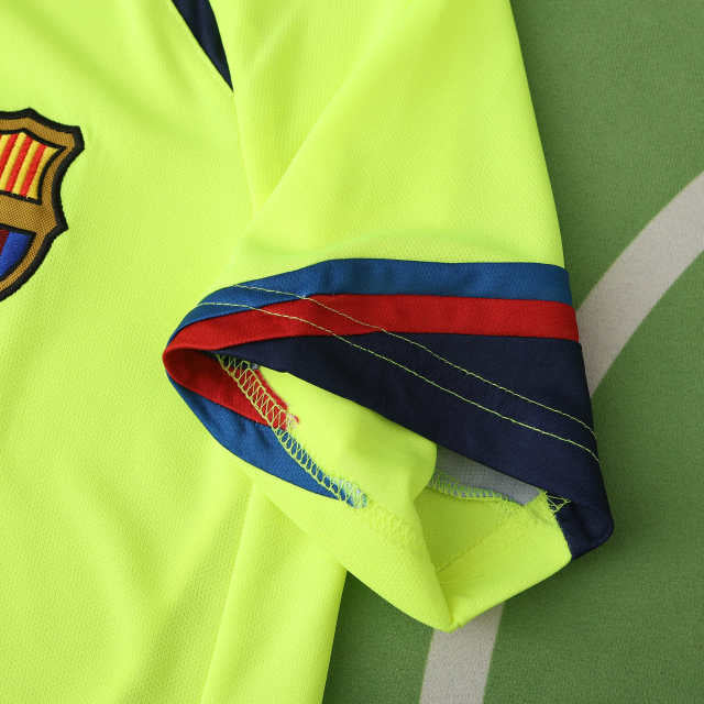 Barcelona 2005/06 Away Retro Jersey