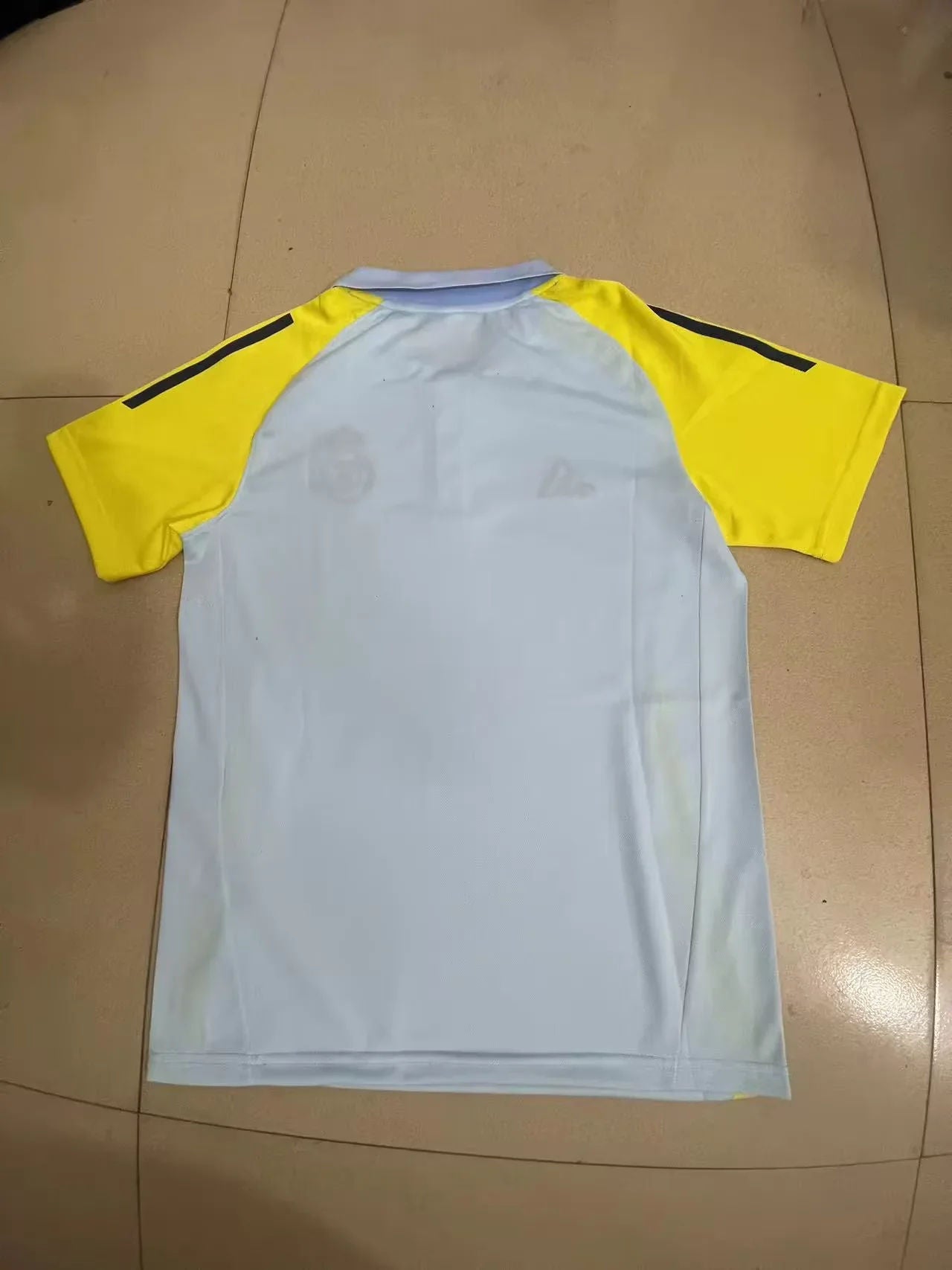Real Madrid New Polo Neck Polokragen Tshirt