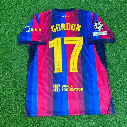 Camiseta local del Barcelona 2027 con parche de la Champions League – Anthony Gordon 17