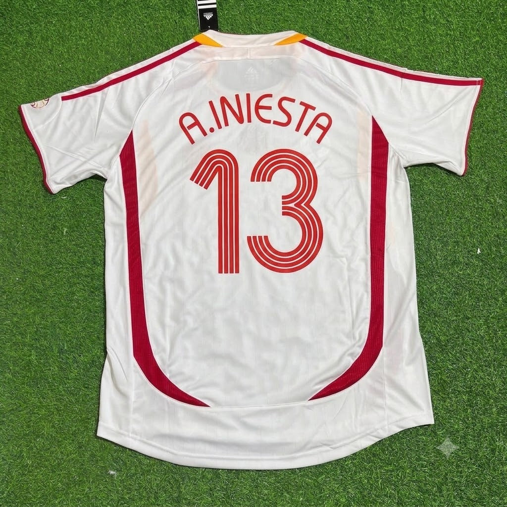 Andres Iniesta Spanien WM 2006 Weißes Retro Trikot Maillot Camiseta