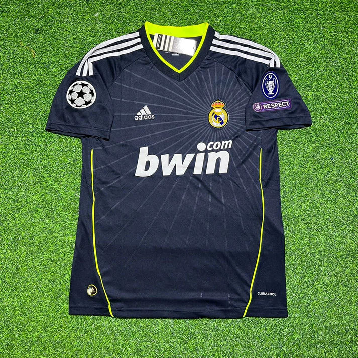 Emmanuel Adebayor 28- Real Madrid 2010 2011 Retro Trikot