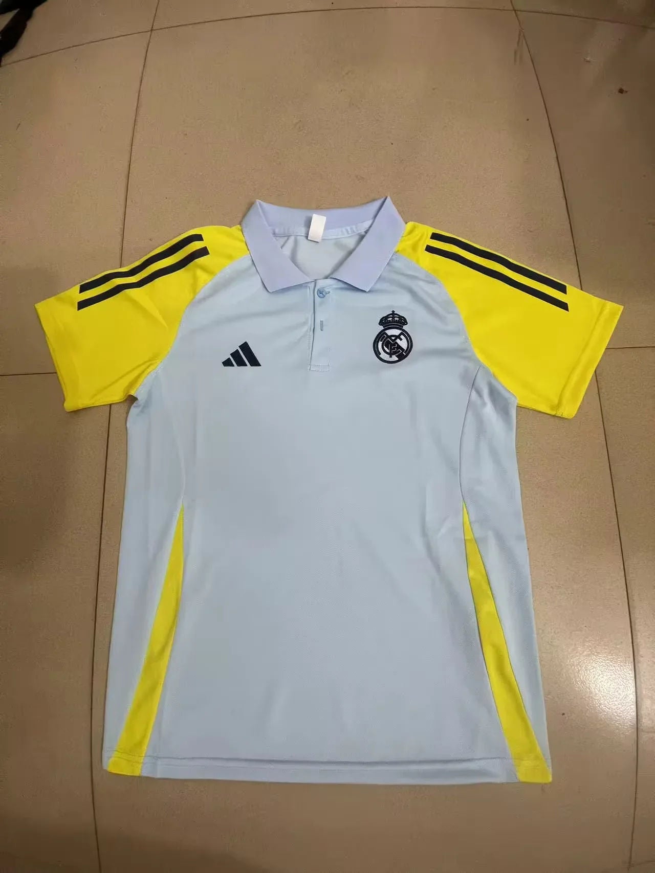 Real Madrid New Polo Neck Polokragen Tshirt