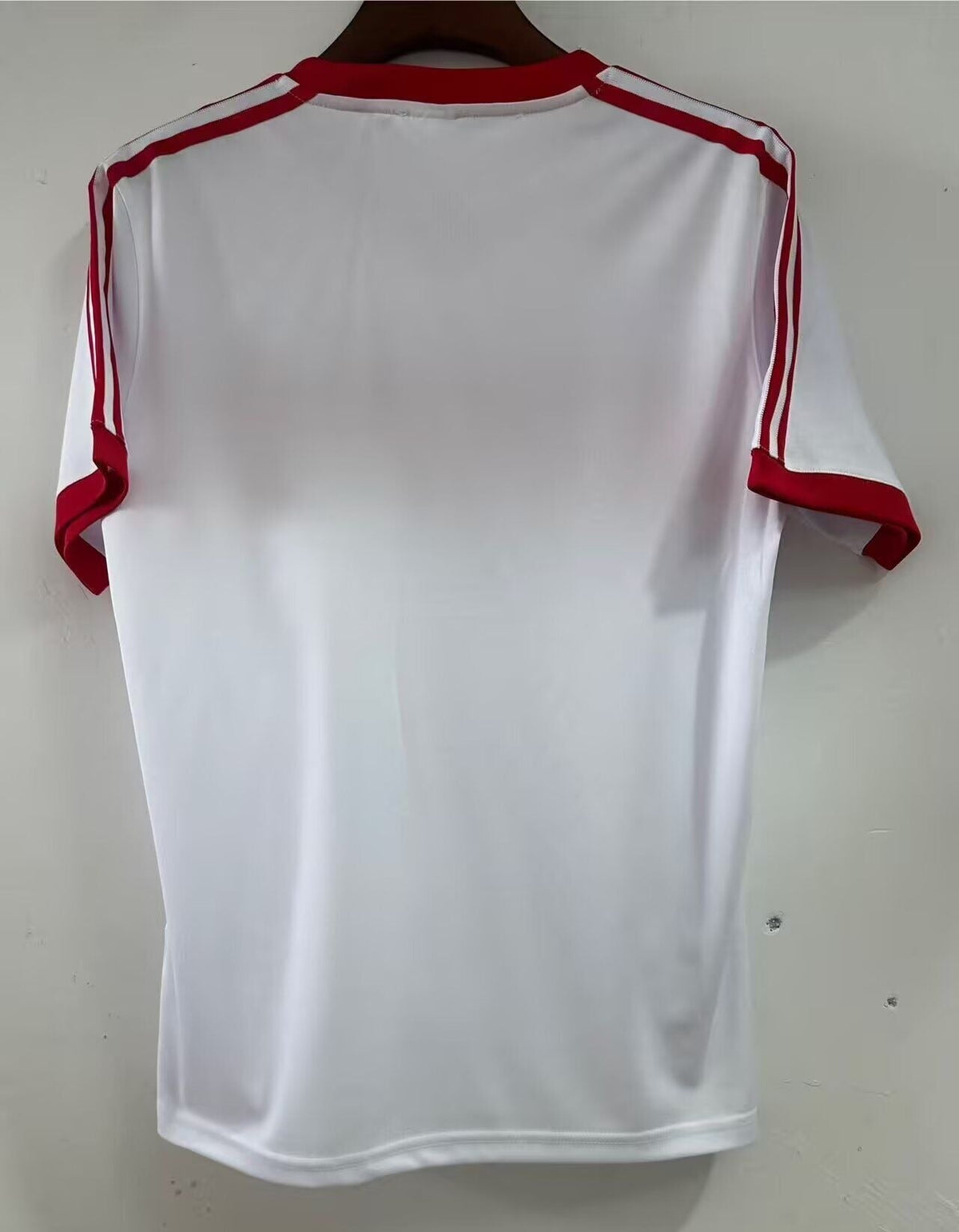 Maillot de football rétro domicile Hamburger SV 1983 blanc