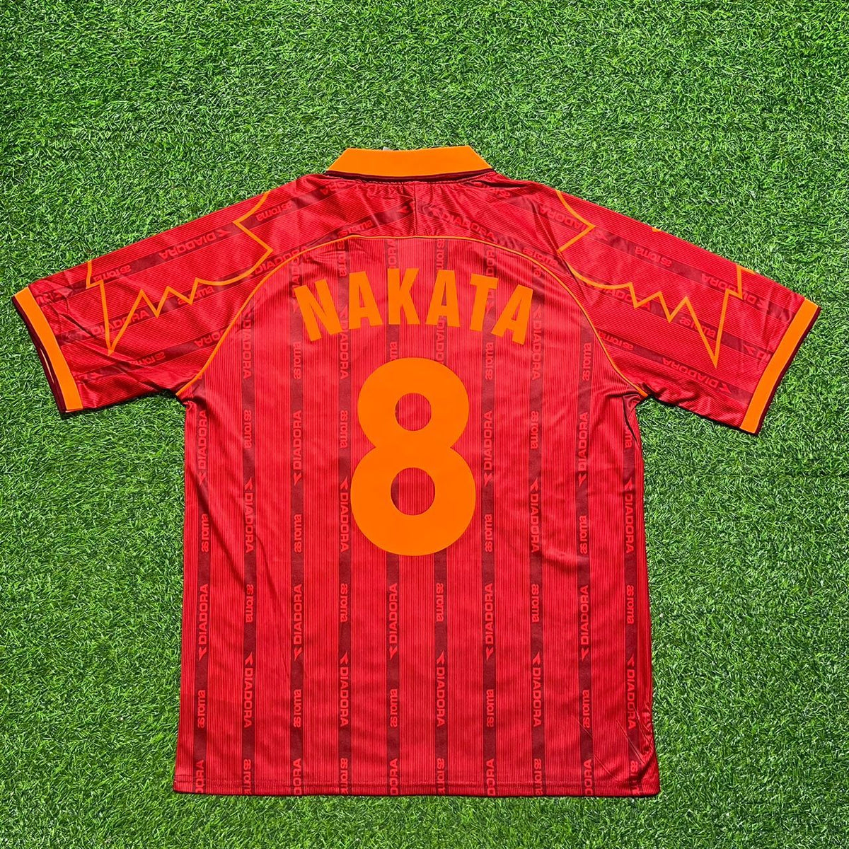 Nakata 1990-2000 Retro-Fußballtrikot