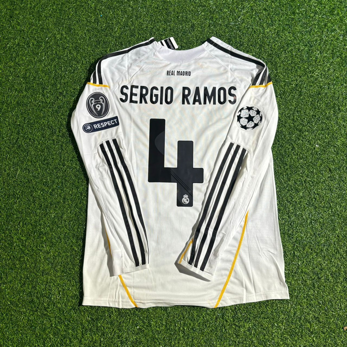 Maillot de football rétro Sergio Ramos 2009 domicile