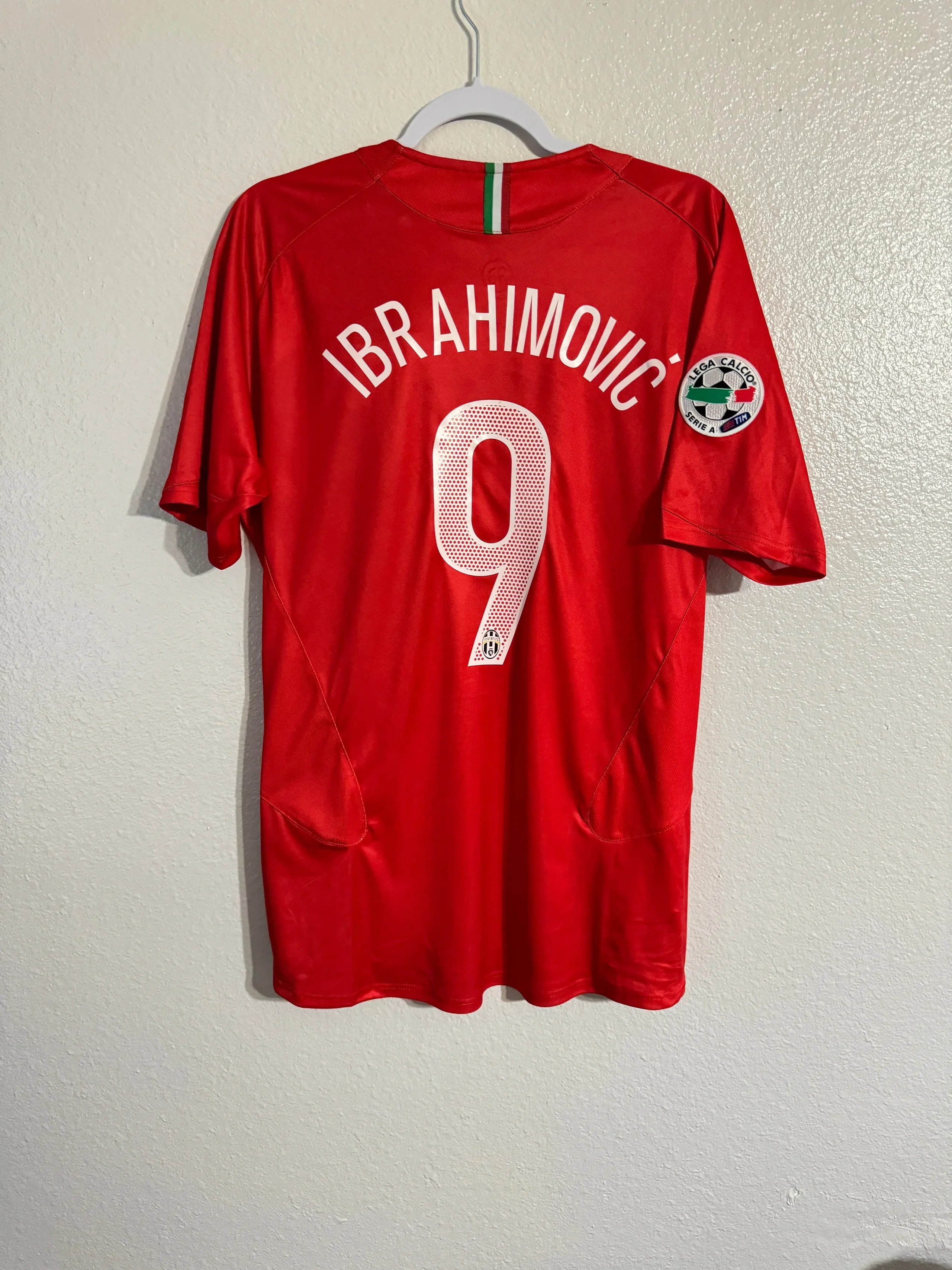 Zlatan Ibrahimović 9 - Juventus 2006/07 Serie A Retro Kit Jersey Maillot Trikot Soccer Shirt
