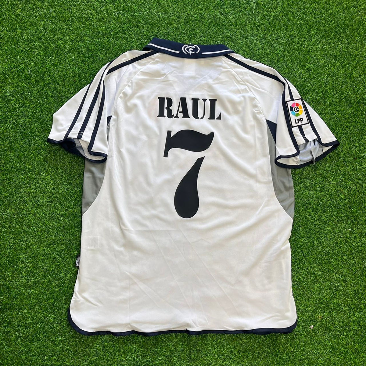 Raul Gonzalez 2000 Retro Football Soccer Jersey Kit