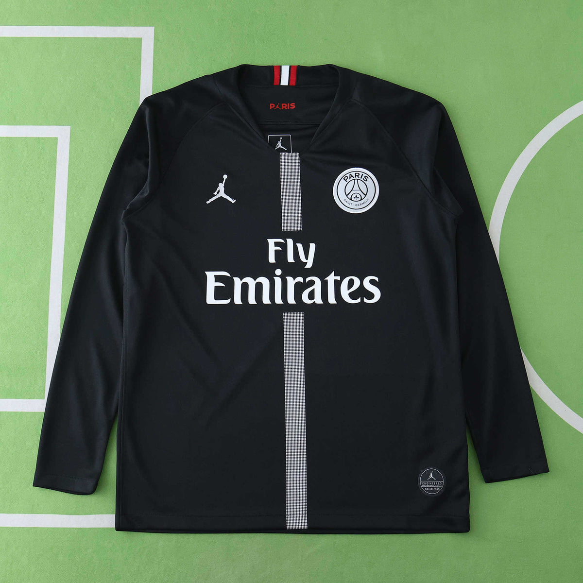 Paris Saint-Germain F.C. 2018-2019 Season  Retro Long Sleeve Third Football Jersey Trikot Maillot