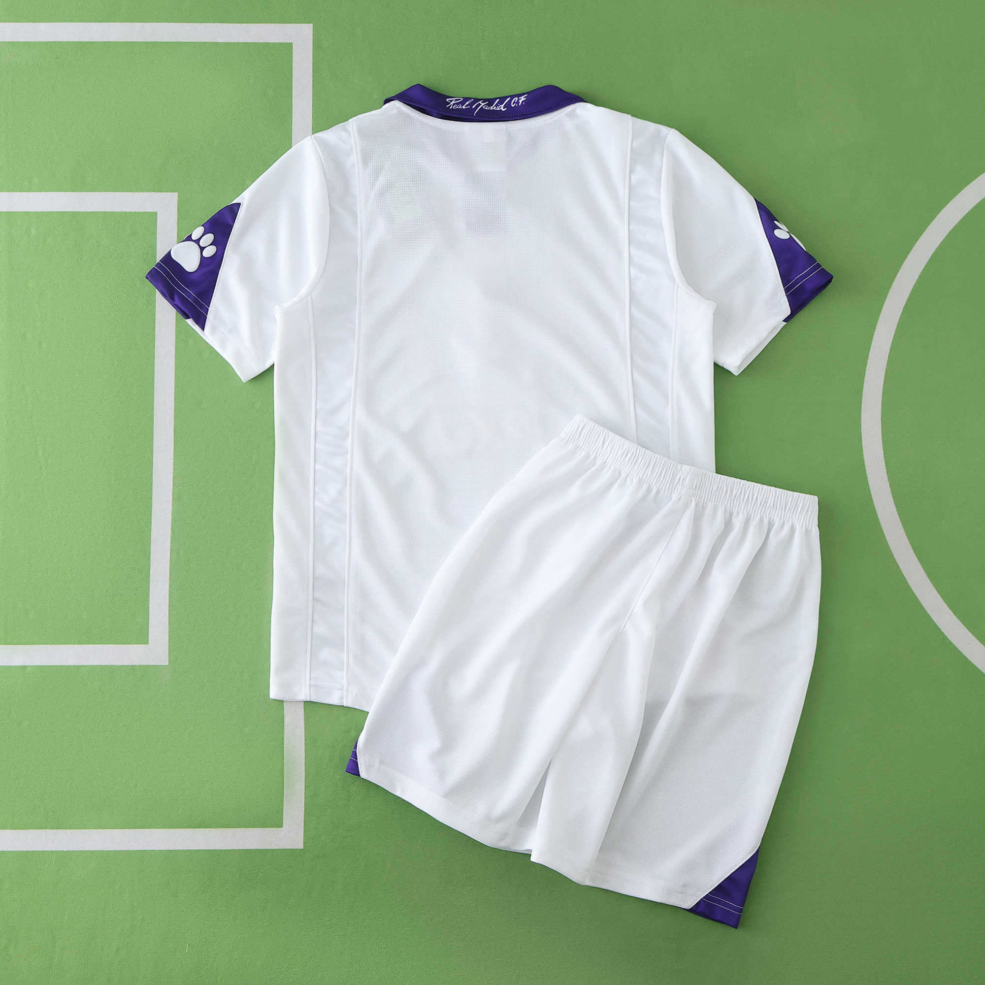 Real Madrid C.F. 1997-1998 Season Kids Home Retro Football  Jersey Trikot Maillot