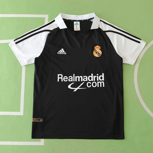 Real Madrid C.F. 2001-2002 Season Away Retro Football Jersey Trikot Maillot