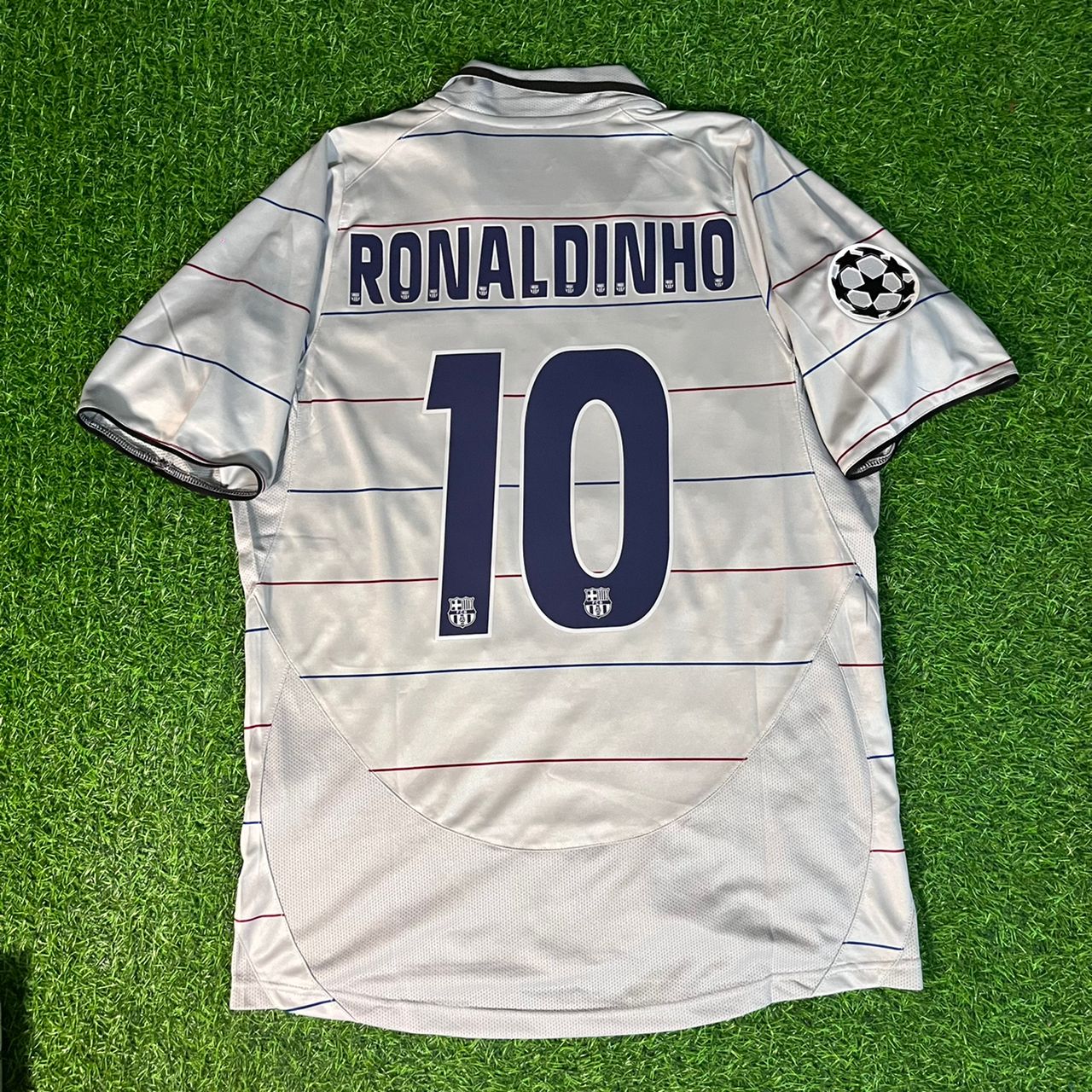 Ronaldinho Gaucho 10 - Barcelona 2003/2004 Blue Garnet Retro Jersey Trikot