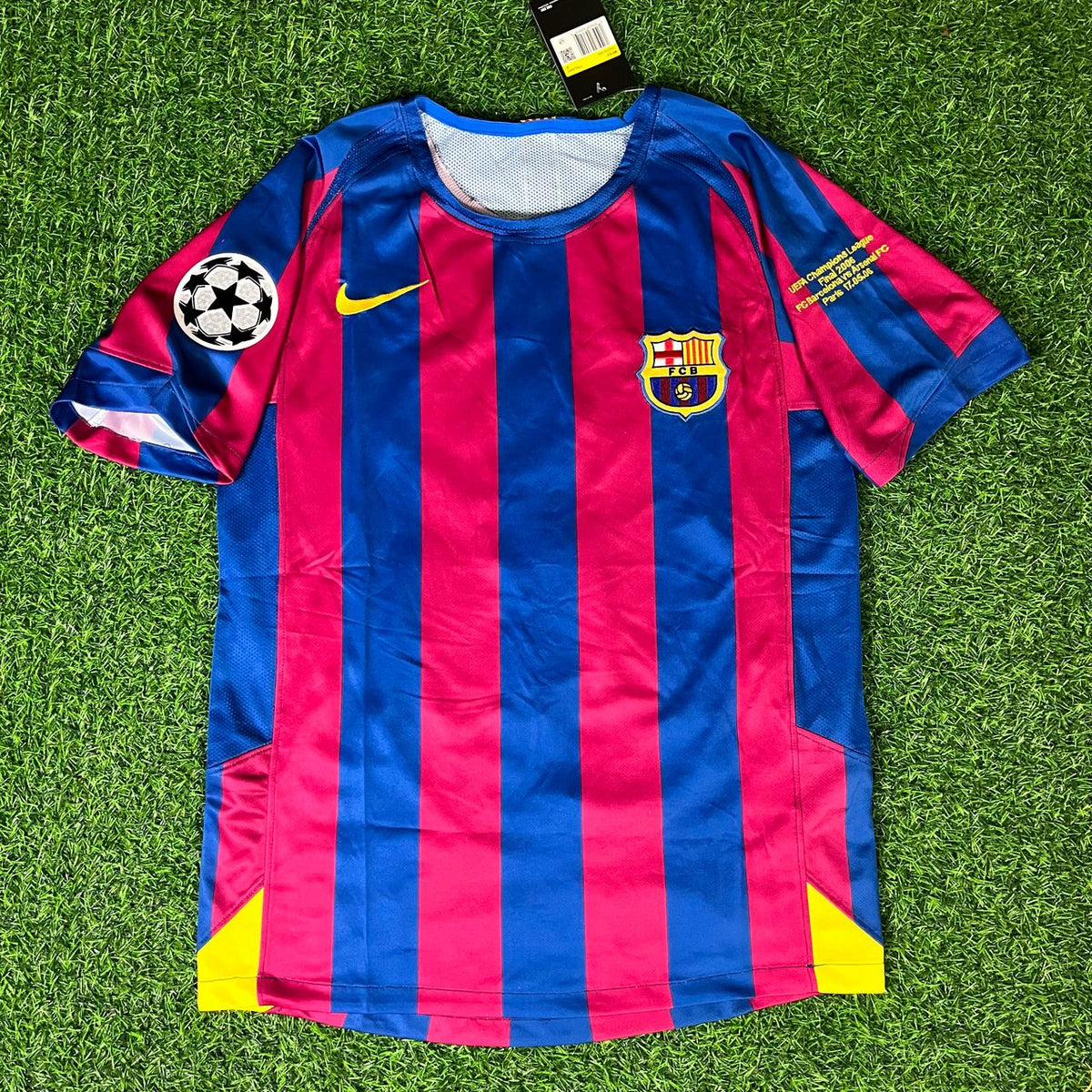 Ronaldinho Gaucho Barcelona 2006 Final Retro Short Sleeve Football Jersey