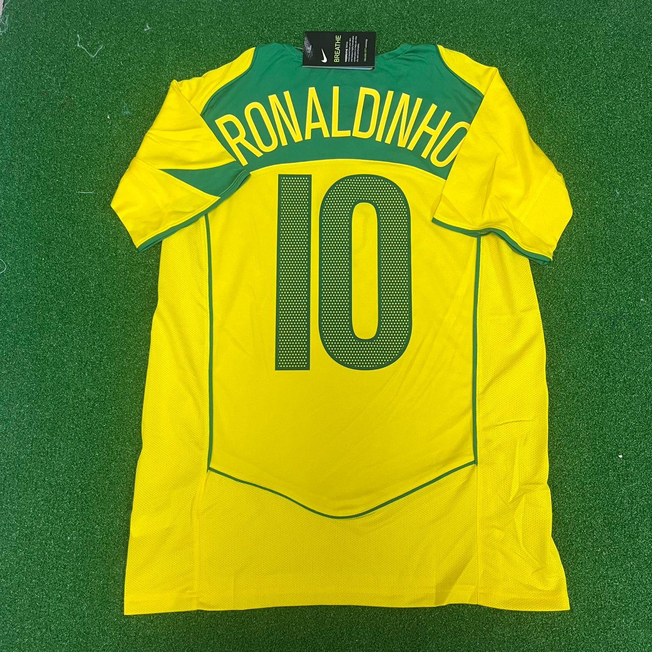 Ronaldinho Gaucho – Brazil 2004–2006 Retro Kit Jersey – | Trikot | Maillot Soccer Shirt