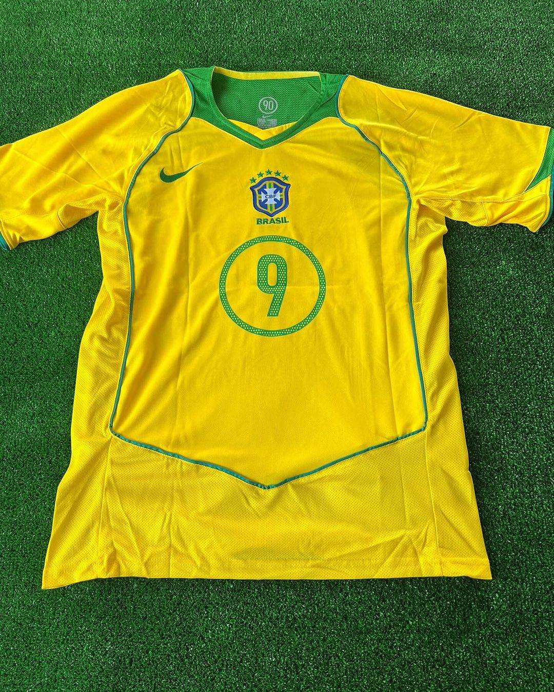 Ronaldo Nazario Brazil 2004-2006 Retro Jersey Trikot