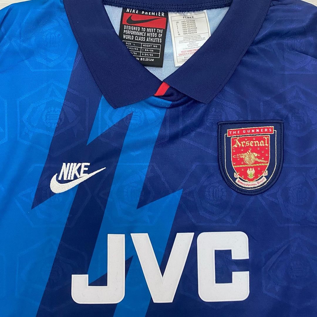 Robin van Persie 11 – Arsenal Retro Kit Jersey Trikot Maillot Soccer Shirt