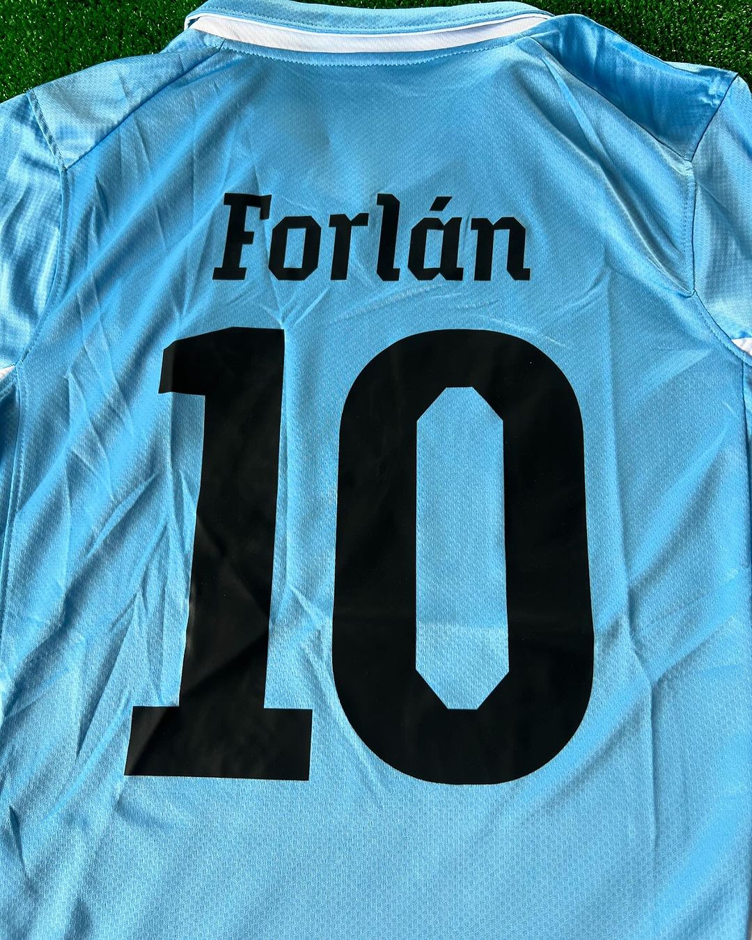 Diego Forlán Uruguay 2010 South Africa World Cup Blue Retro Jersey