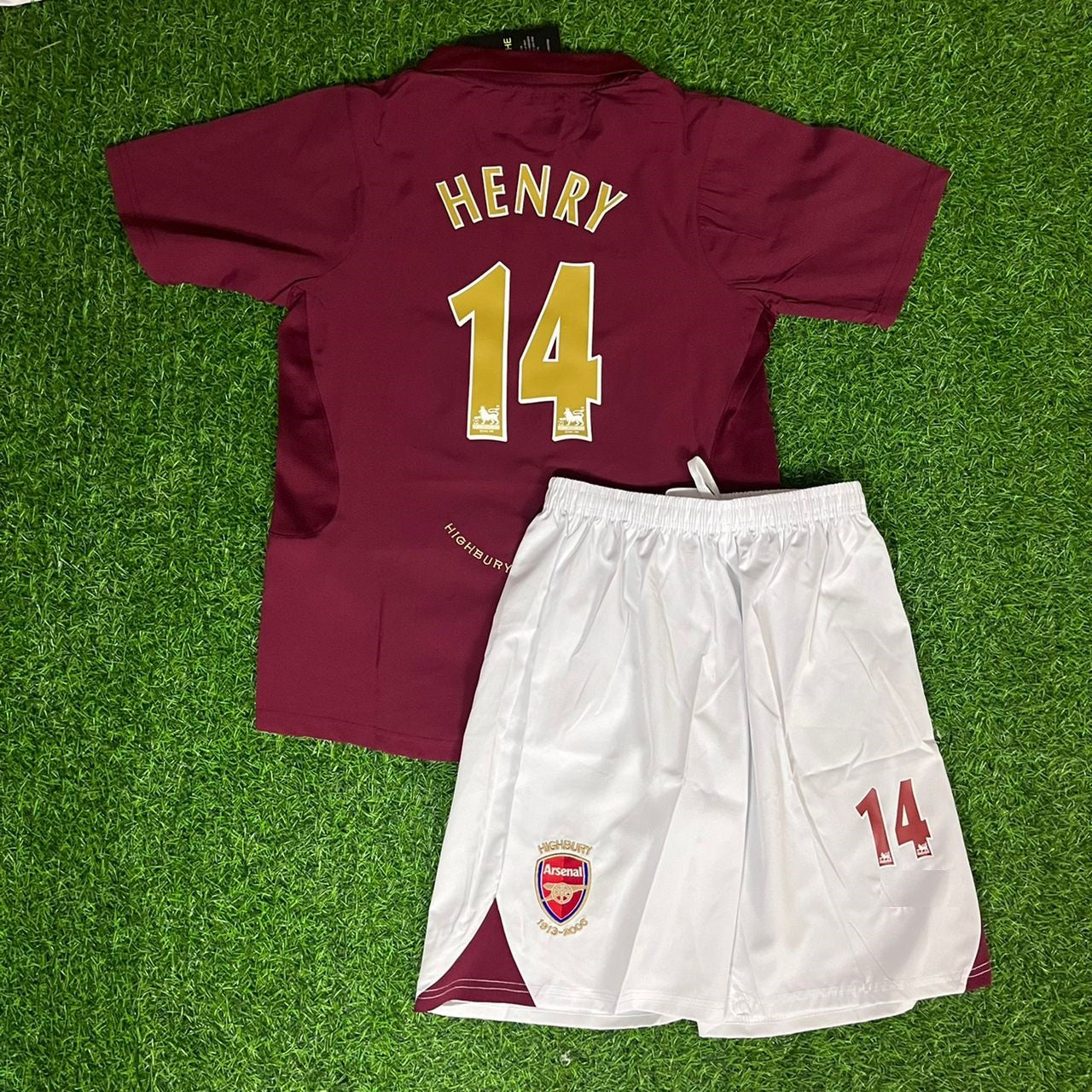 Thierry Henry Arsenal 2005/06 Heim Bordeaux Kinder Kit – Trikot für Kinder – | KinderTrikot | Maillot Enfant Soccer Shirt