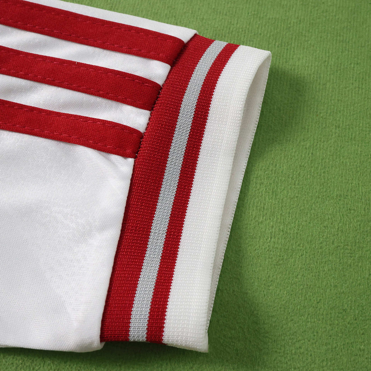 Martin Odegaard Arsenal Home Kinder Trikot für die neue Saison 2026
