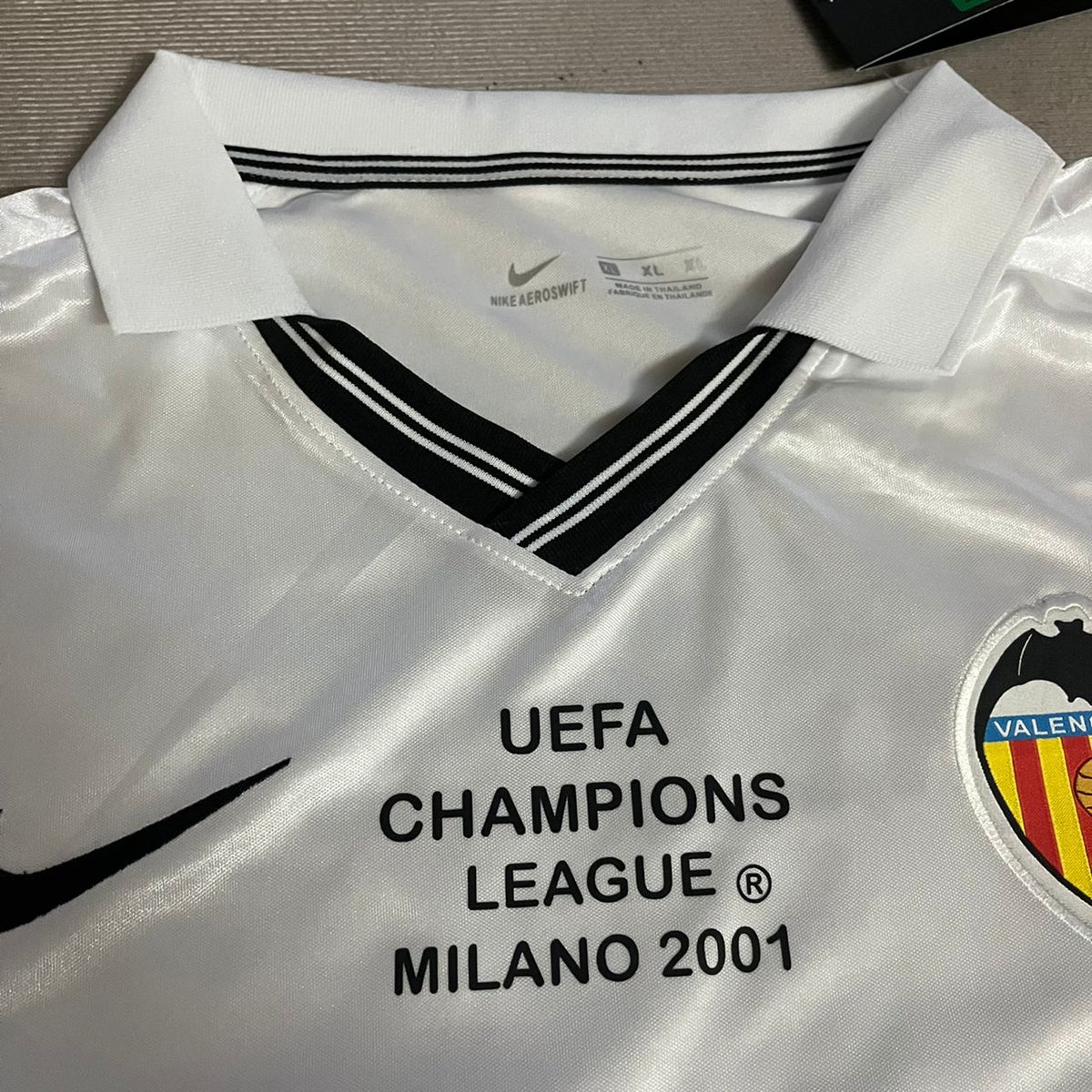 Pablo Aimar Valencia 2001 Milano Champions Final Retro Fußballtrikot