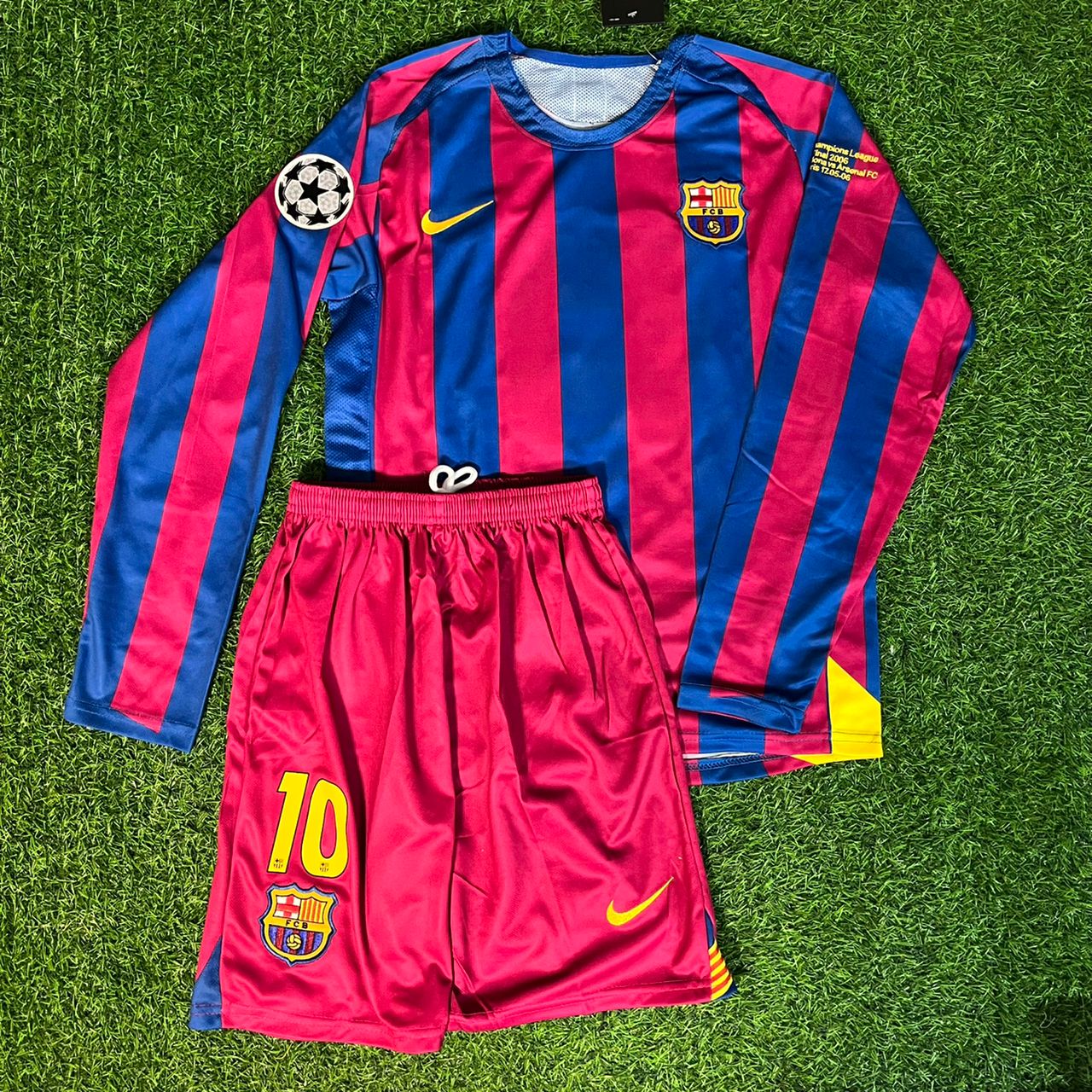 Ronaldinho Gaucho 10 – Barcelona 2006 Retro Langarm-Fußballtrikot