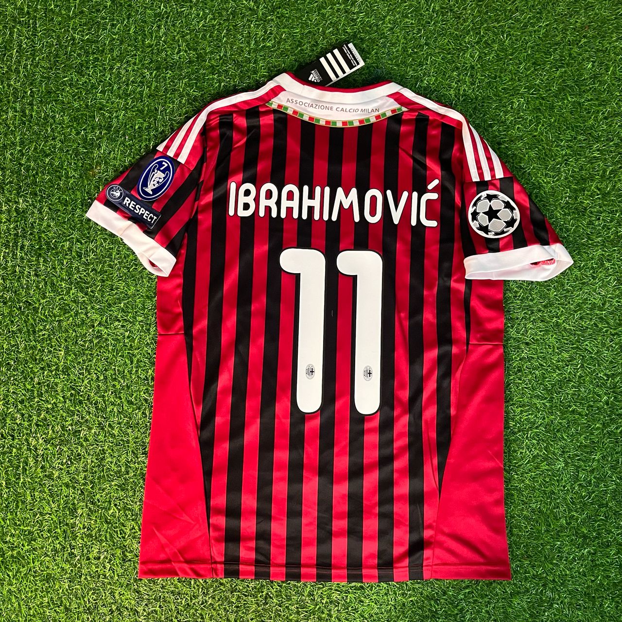 Zlatan Ibrahimović 11 - AC Mailand Heim 2011/12 Retro Trikot Fußballtrikot