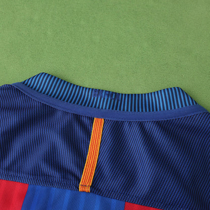 Luis Suarez #9 FC Barcelona 2016-2017 Home Retro Football Jersey
