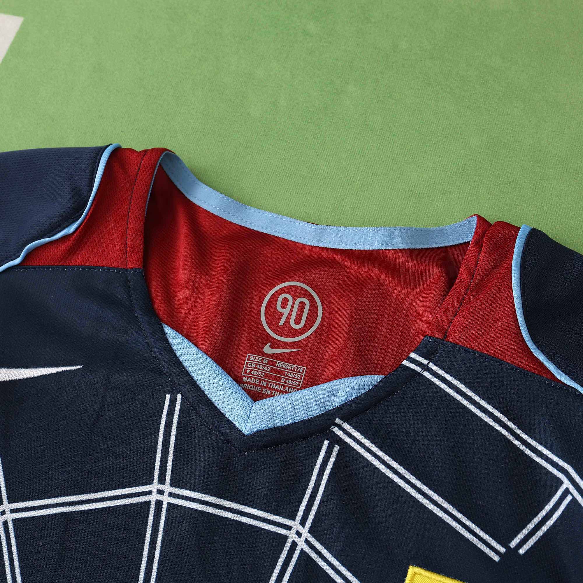 Atlético de Madrid 2004-2005 Season Away Retro Football Jersey Trikot Maillot