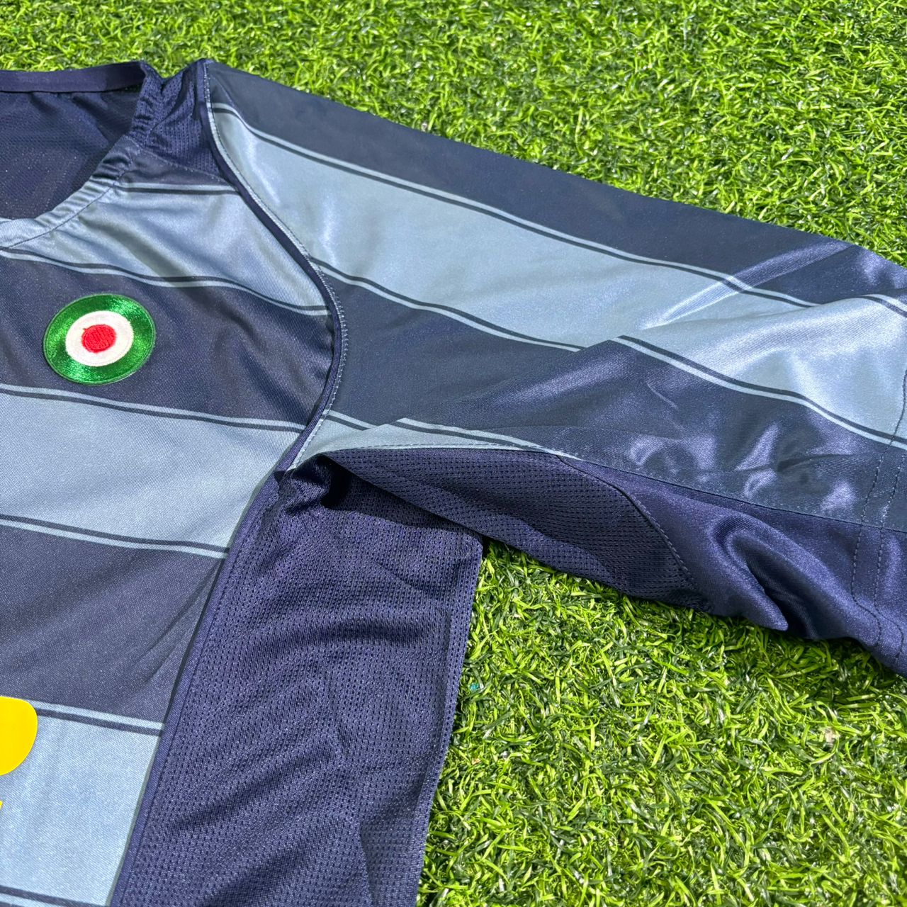 Adriano Inter Mailand 2004-05 Retro Fußballtrikot Set
