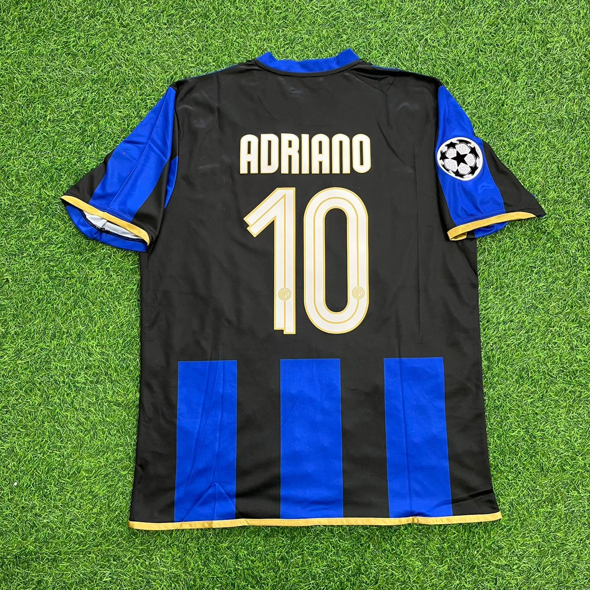 Camiseta de fútbol retro del Inter de Milán 2008-09 de Adriano #10