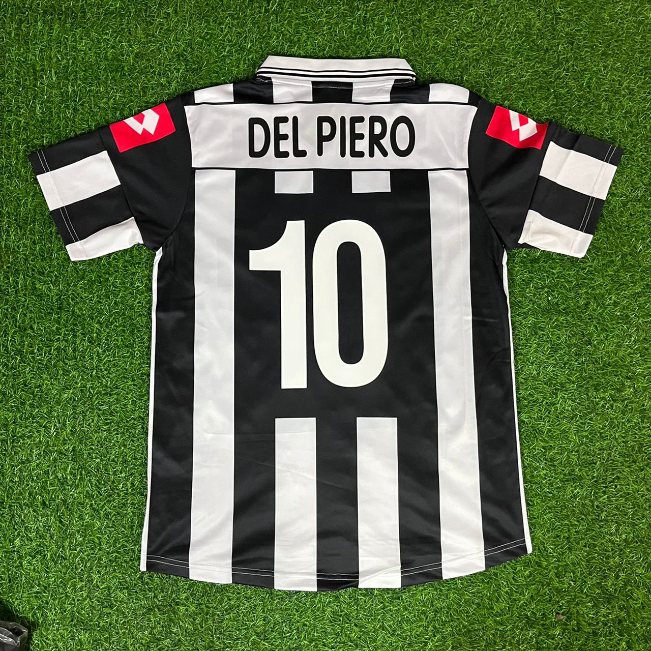 Alessandro Del Piero Juventus 2001 2002 Season Retro Jersey