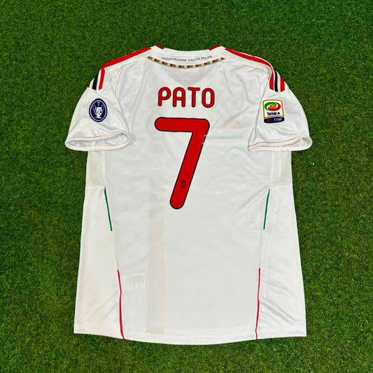 Camiseta de fútbol retro Alexandre Pato #7 Milan 2011-2012 visitante blanca