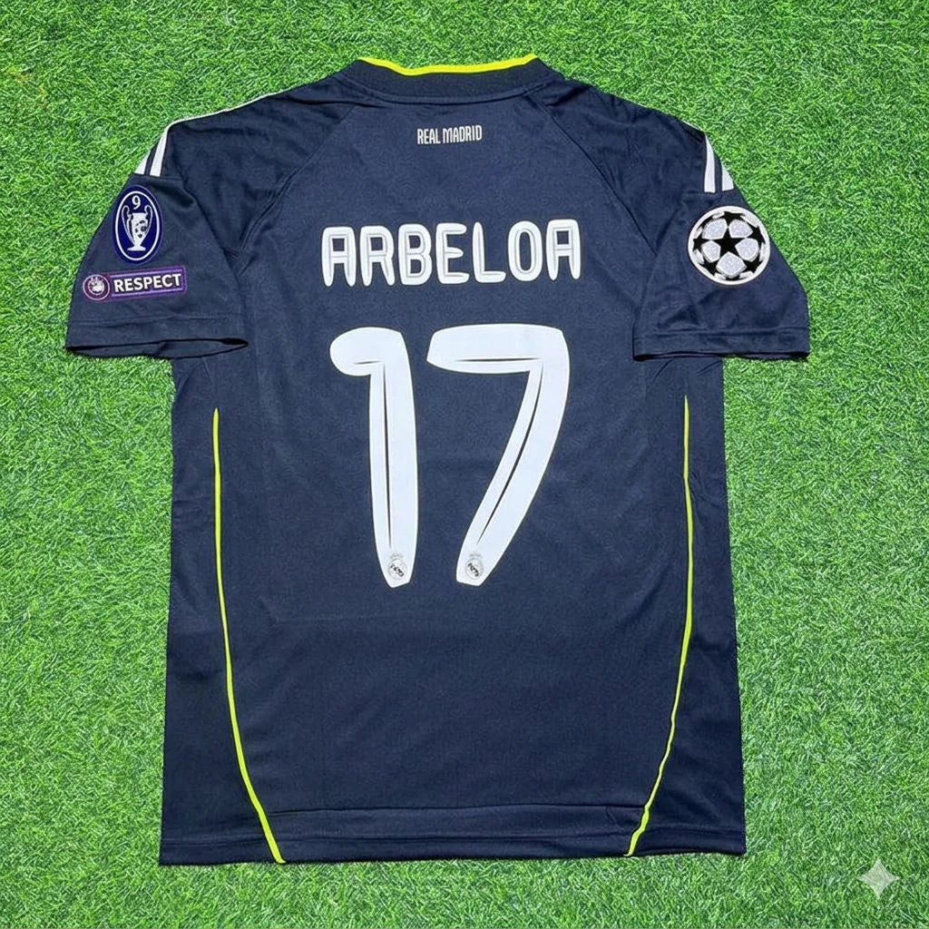 Álvaro Arbeloa 17- Real Madrid 2010/2011 Retro Jersey Trikot