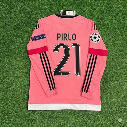 Maillot rétro rose de la Juventus – Andrea Pirlo