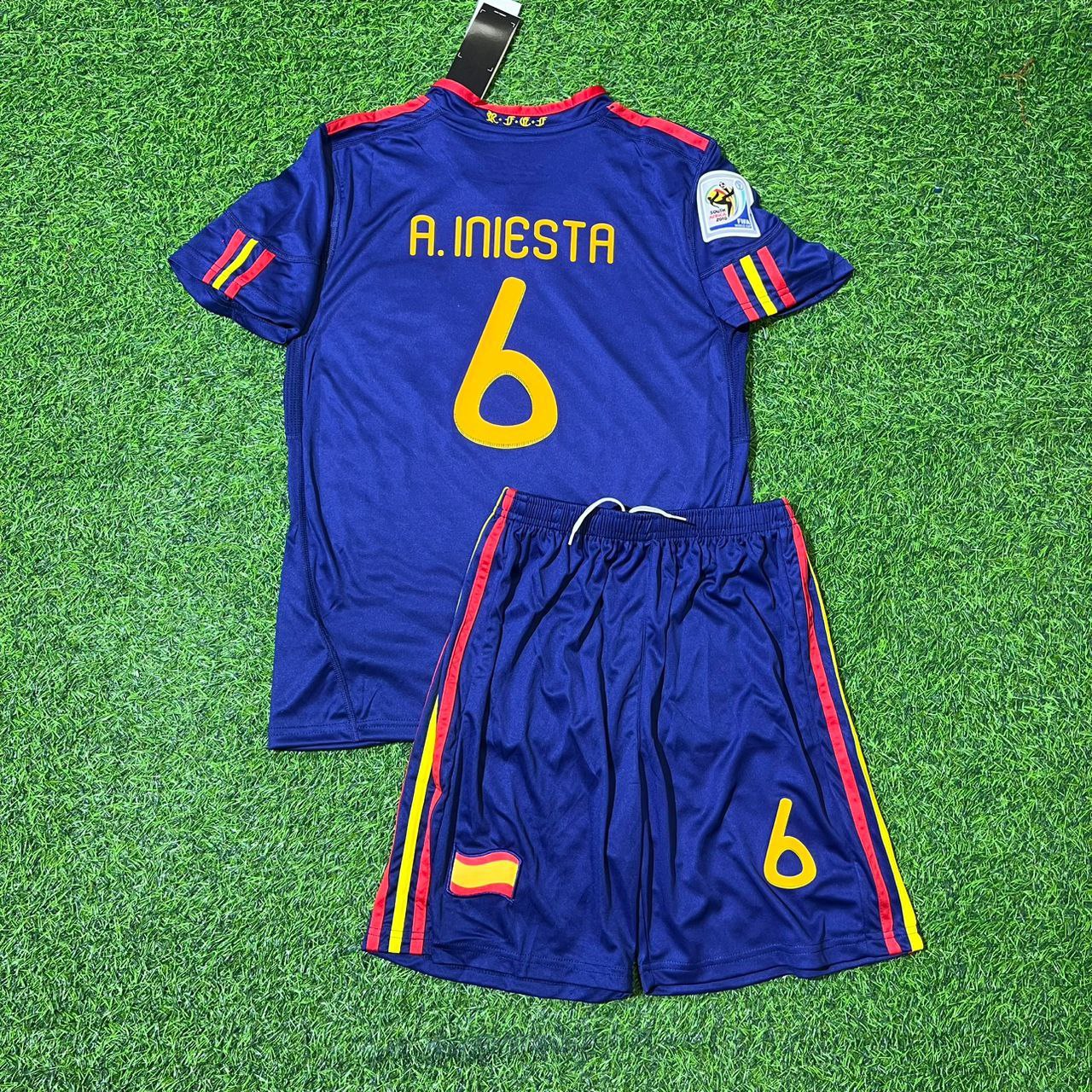 Andrés Iniesta 6 Spanien 2010 WM Finale Retro Kinder Fußballtrikot