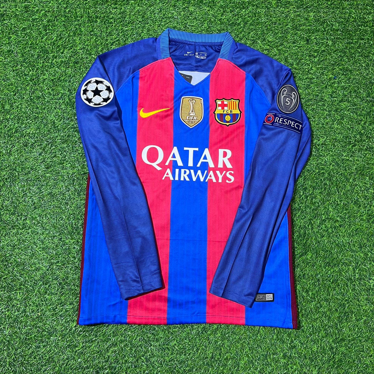 Barcelona 2016 Football Jersey – Andres Iniesta
