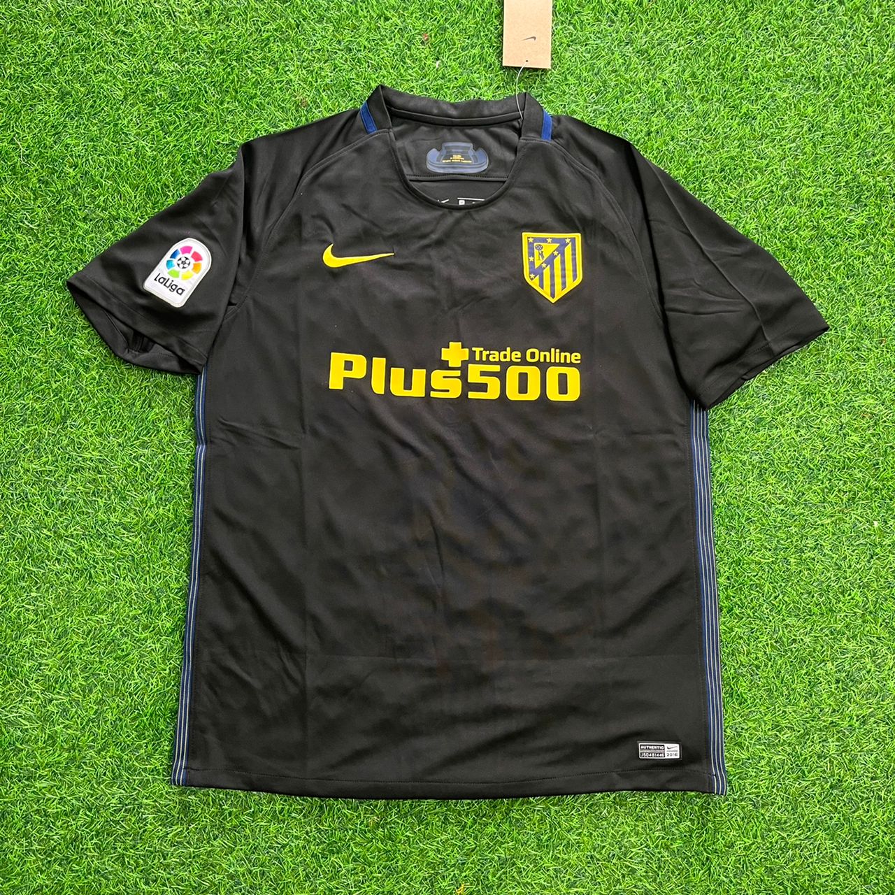 Antoine Griezmann 7 – Atletico Madrid 2016-17 Black Away Retro Kit Jersey Trikot Maillot