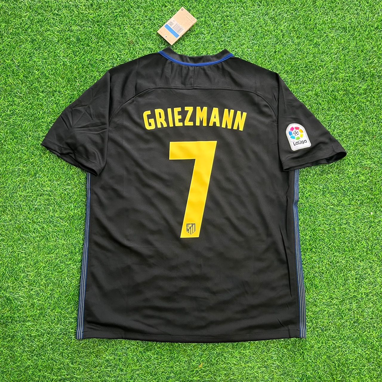 Antoine Griezmann 7 – Atletico Madrid 2016-17 Black Away Retro Kit Jersey Trikot Maillot