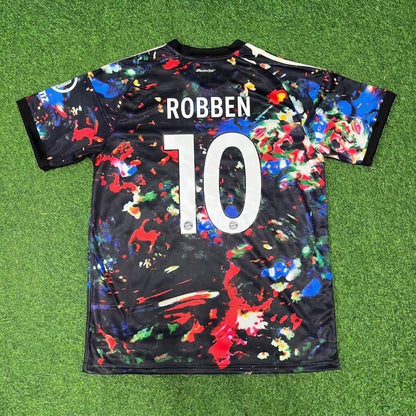 Bayern Munich Oktoberfest Special Edition Football Jersey – Arjen Robben 10