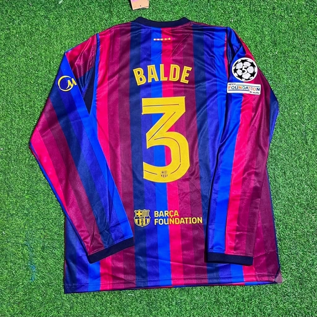 Camiseta local de manga larga del Barcelona 2027 con parche de la Champions League – Alejandro Balde 3